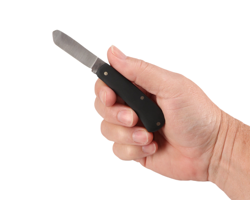 Taylors Eye Witness Castrator Knives